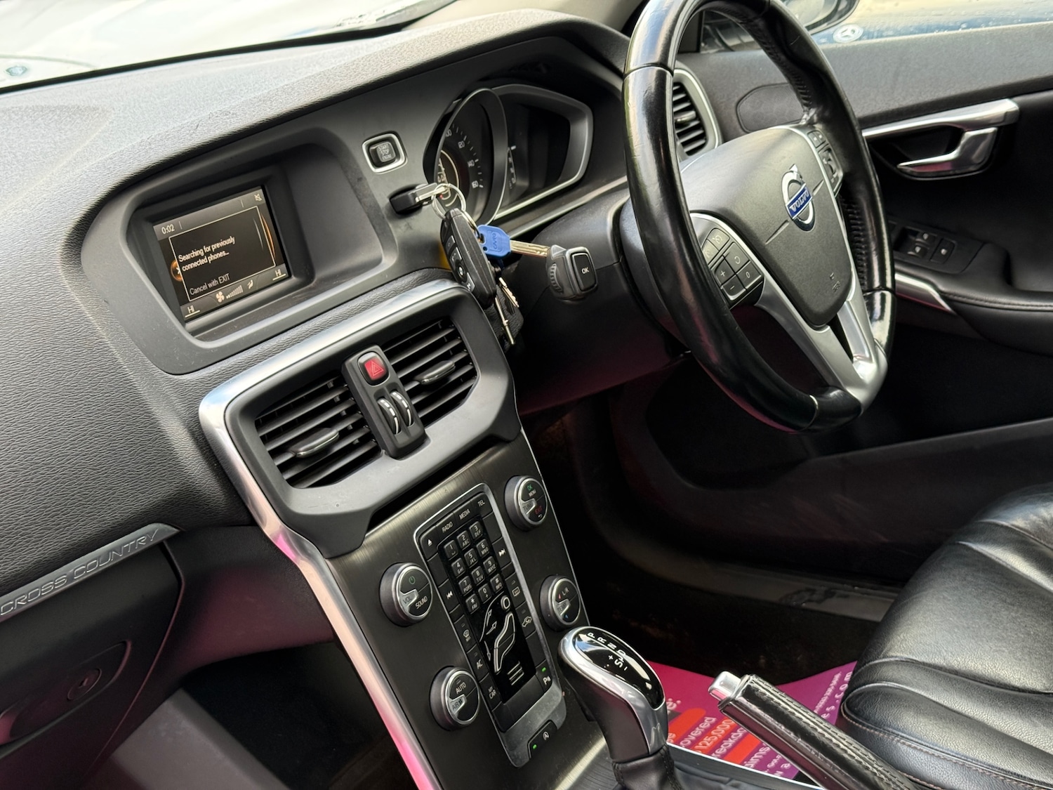 Used Volvo V40 2015 for sale - 77564327: Photo 14