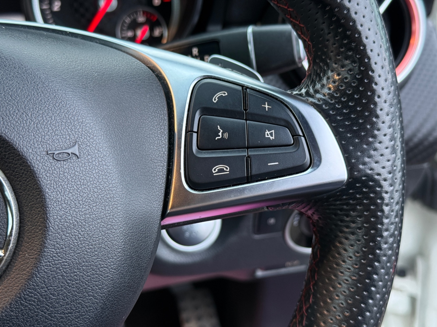 Used Mercedes-Benz A-Class 2017 for sale - 77297983: Photo 31