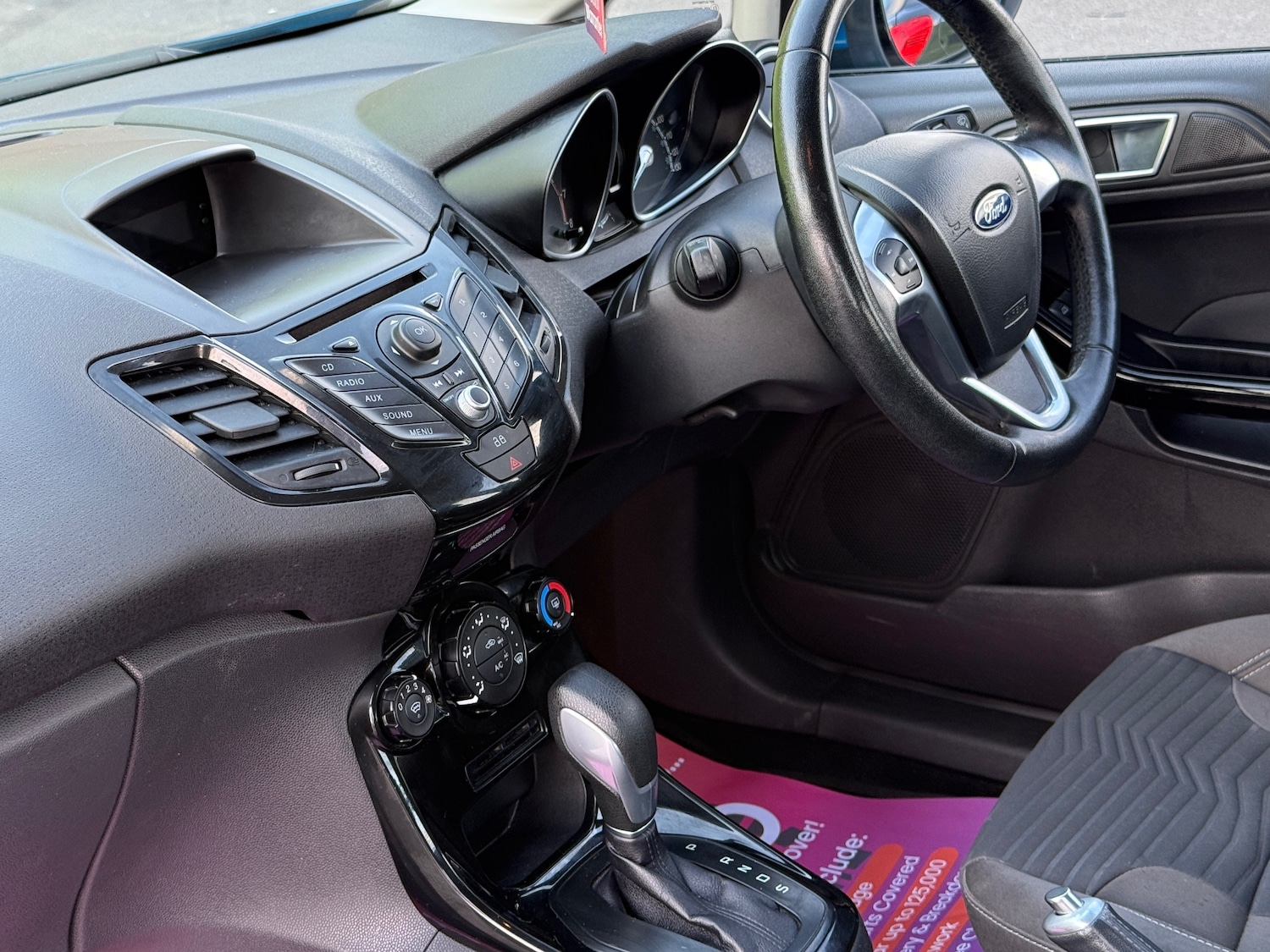 Used Ford Fiesta 2014 for sale - 76294390: Photo 14