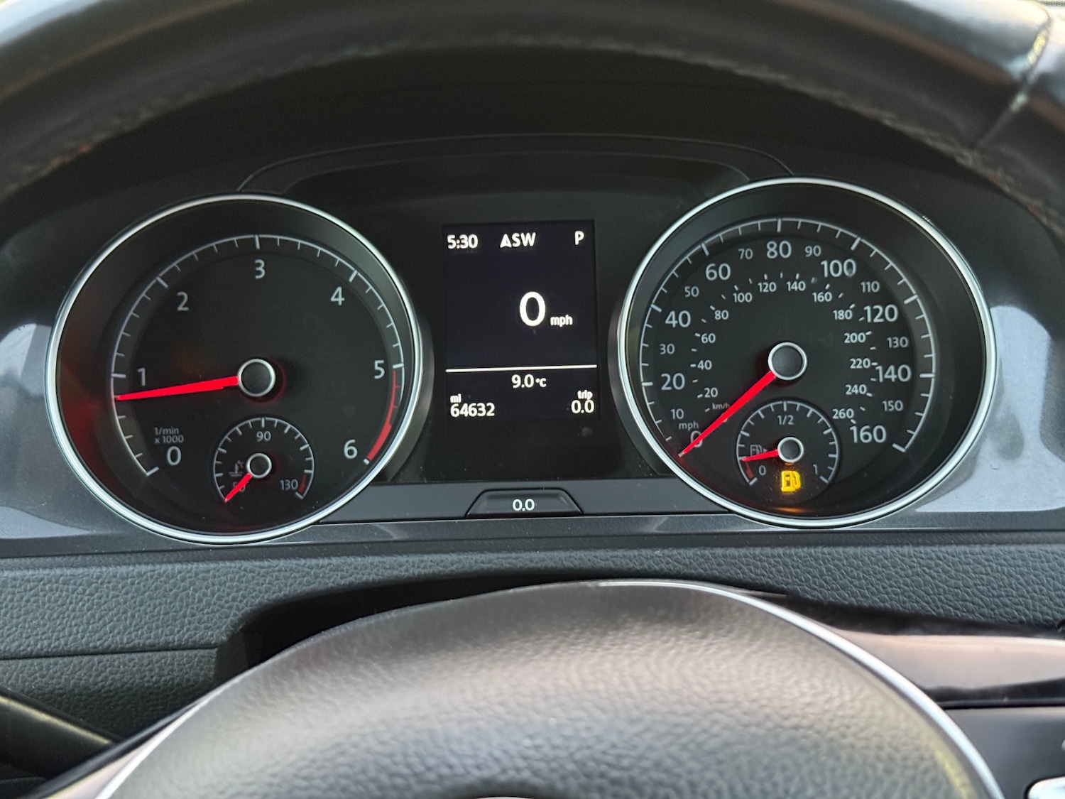 Used Volkswagen Golf 2018 for sale - 76428435: Photo 25