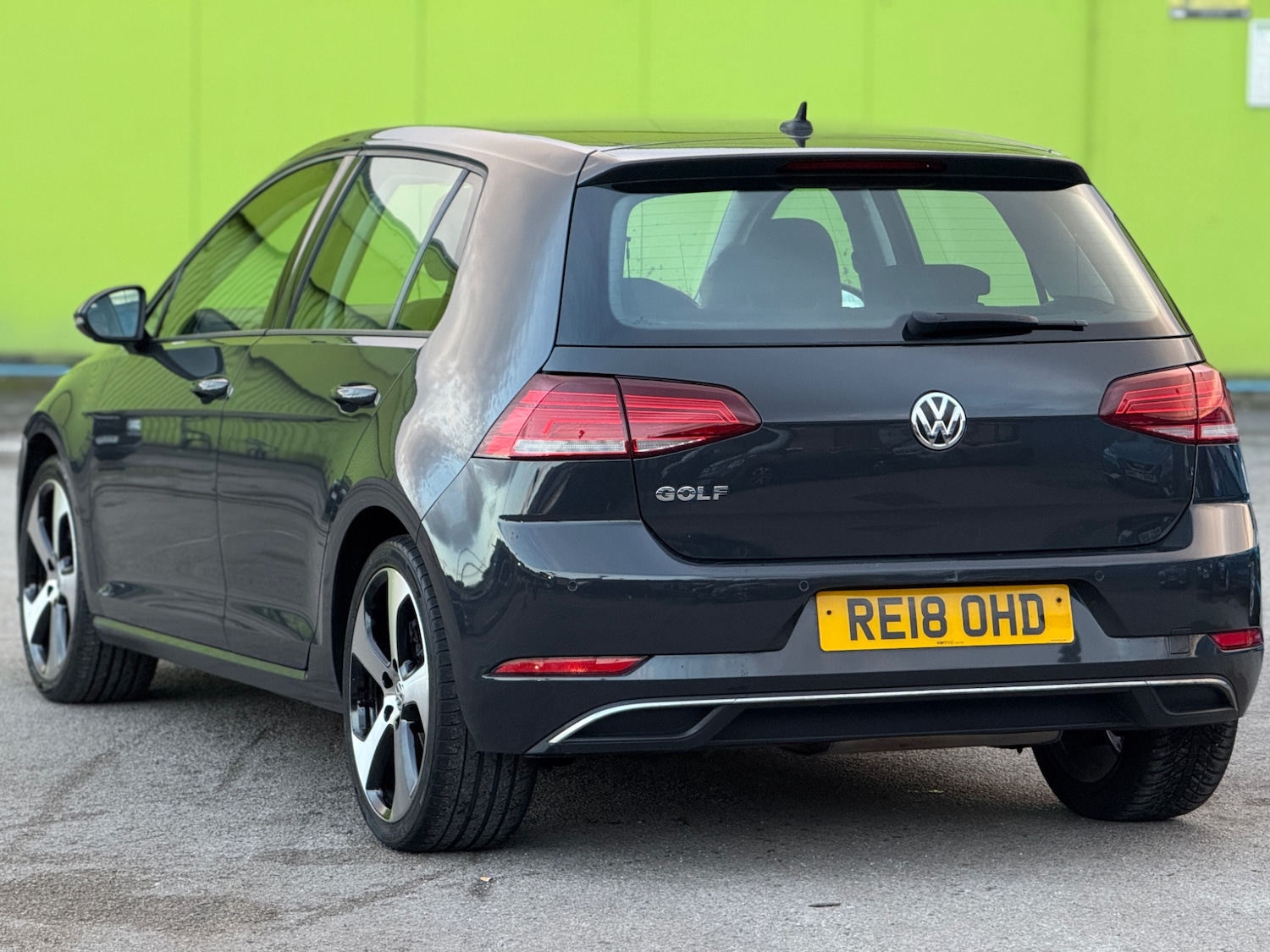Used Volkswagen Golf 2018 for sale - 76428435: Photo 5