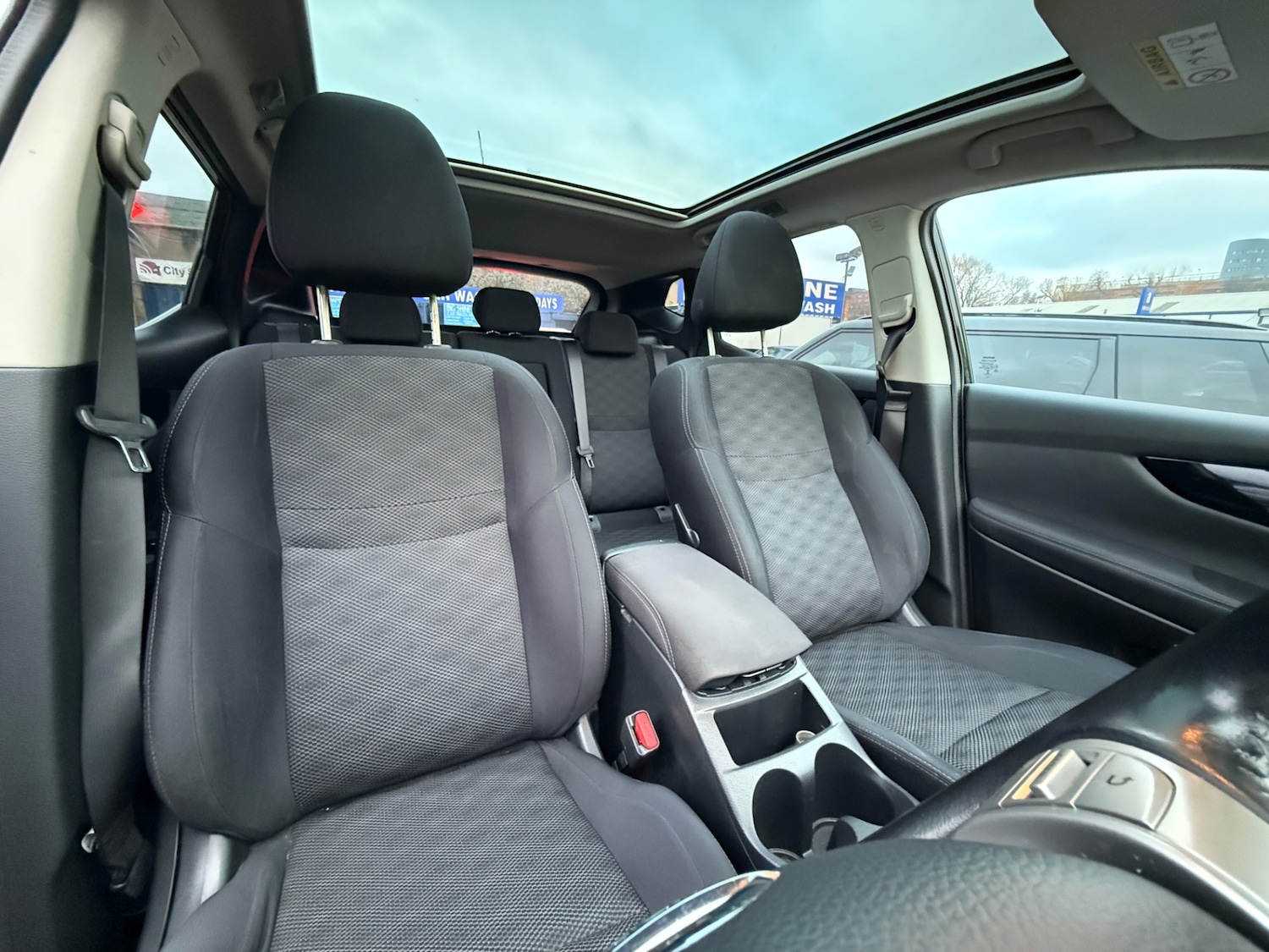 Used Nissan Qashqai 2016 for sale - 77247678: Photo 31