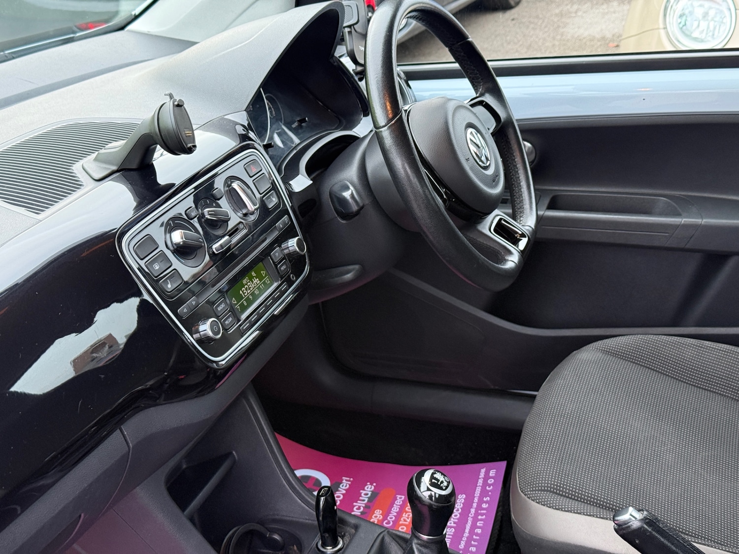 Used Volkswagen up! 2013 for sale - 77399963: Photo 14