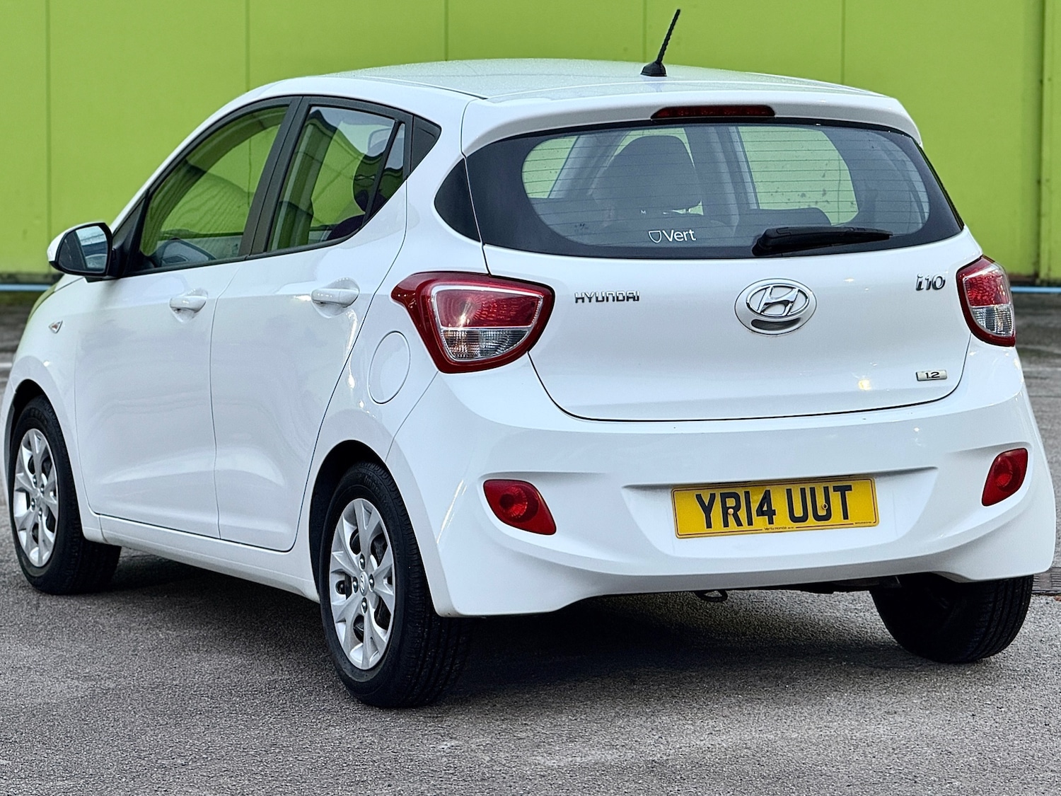 Used Hyundai i10 2014 for sale - 76526759: Photo 6