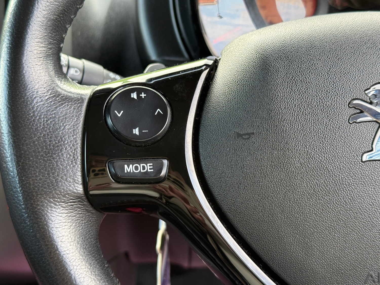 Used Peugeot 108 2016 for sale - 77397005: Photo 21