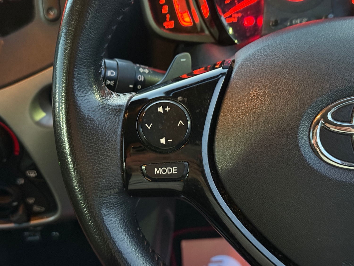 Used Toyota AYGO 2015 for sale - 77157366: Photo 23