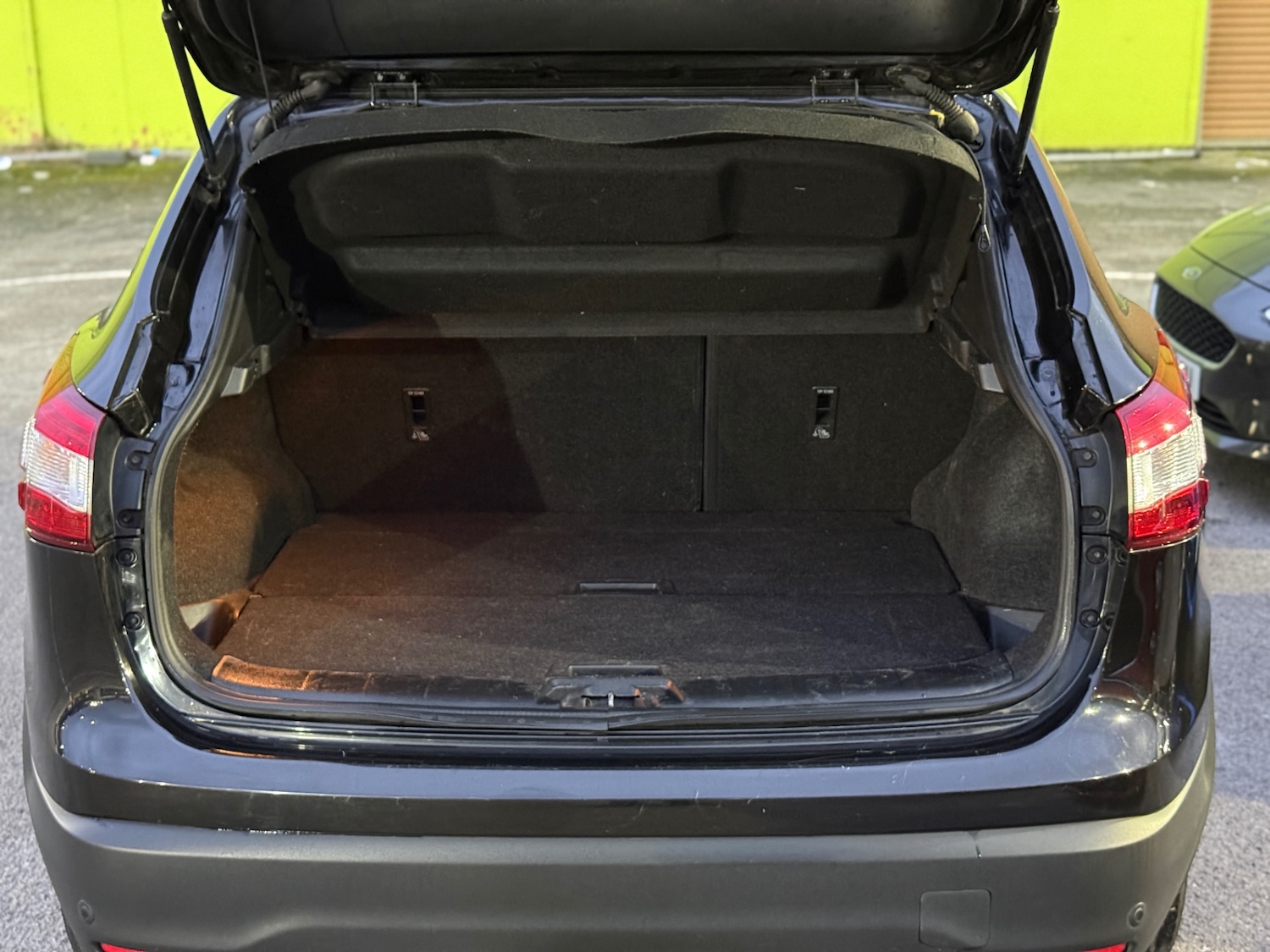 Used Nissan Qashqai 2015 for sale - 77041495: Photo 10