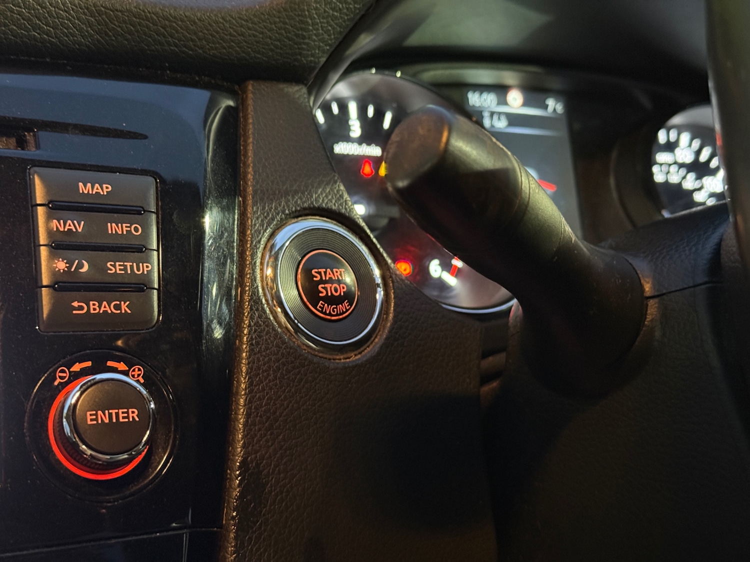 Used Nissan Qashqai 2015 for sale - 77041495: Photo 18