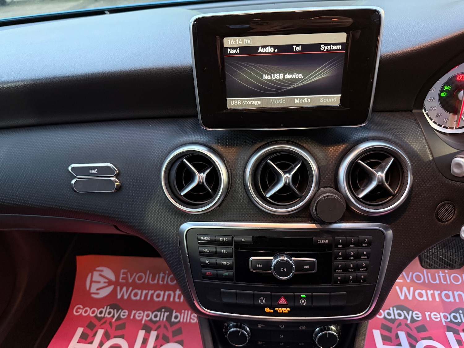 Used Mercedes-Benz A-Class 2015 for sale - 77247646: Photo 23