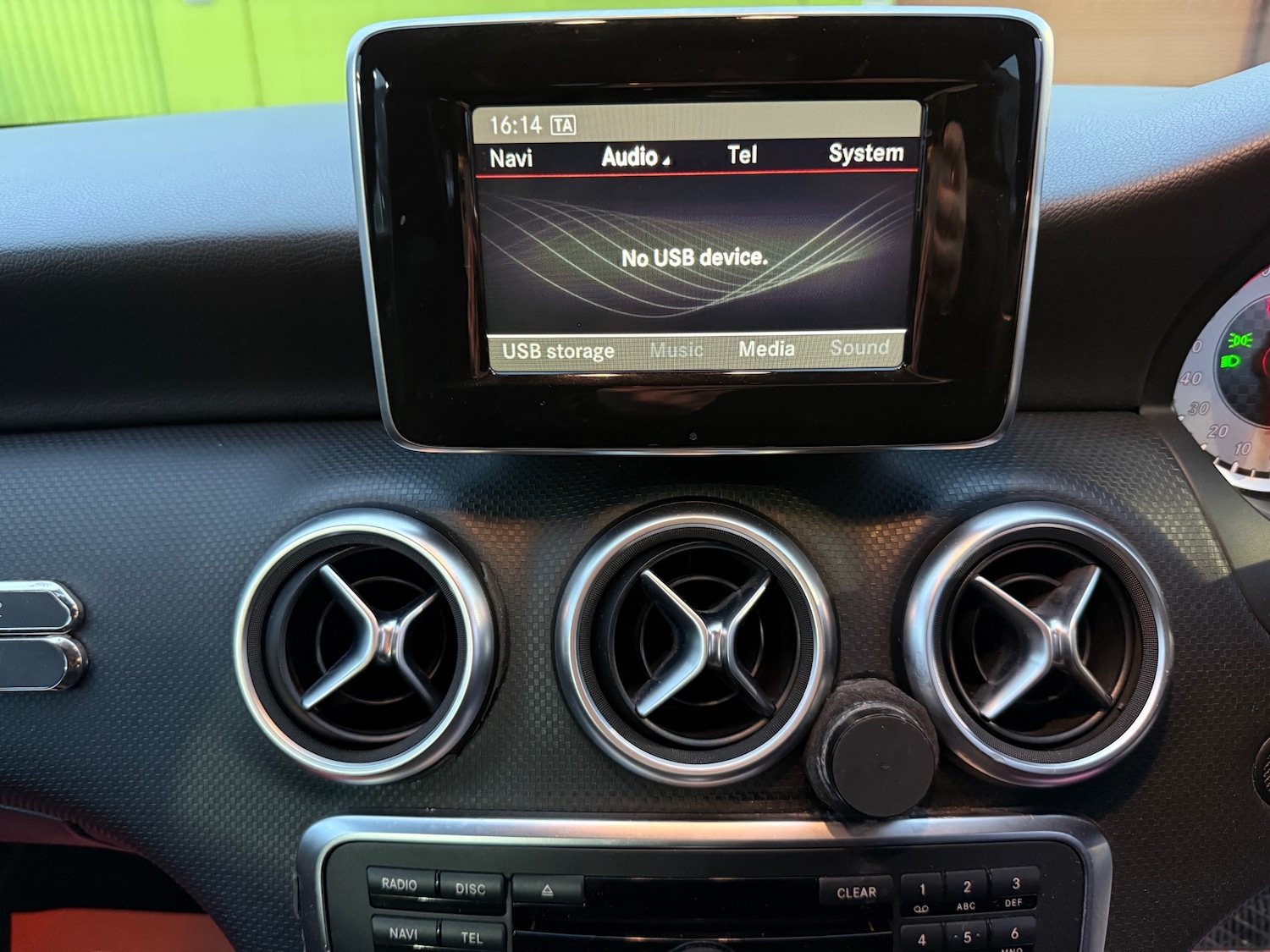 Used Mercedes-Benz A-Class 2015 for sale - 77247646: Photo 24