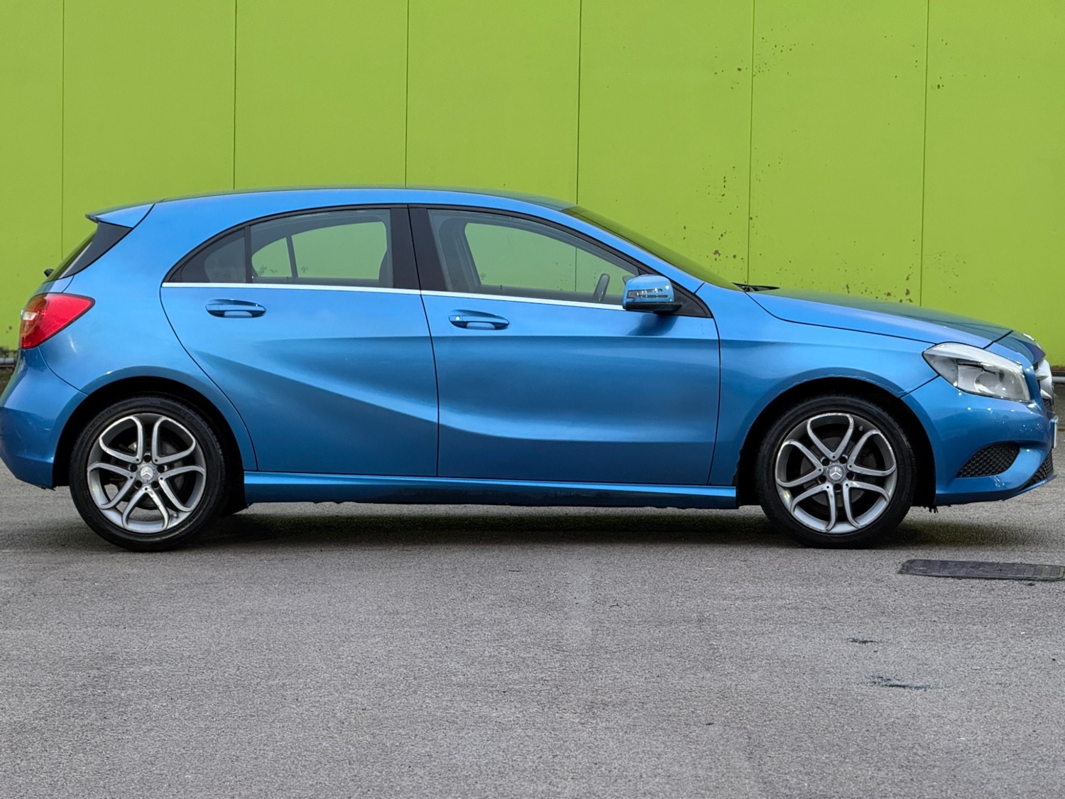 Used Mercedes-Benz A-Class 2015 for sale - 77247646: Photo 7