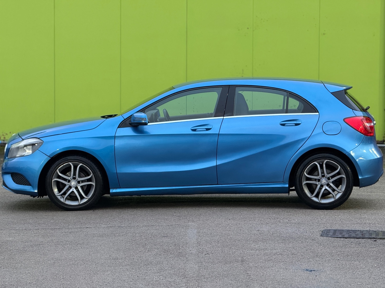 Used Mercedes-Benz A-Class 2015 for sale - 77247646: Photo 8