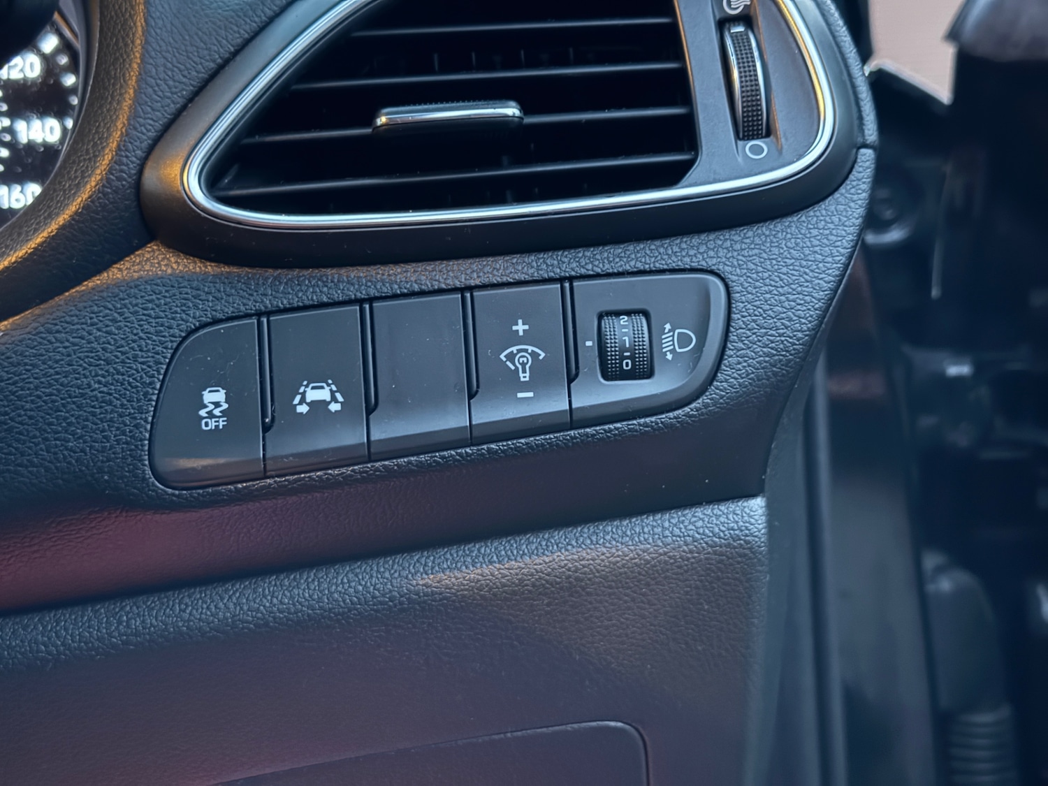 Used Hyundai i30 2018 for sale - 77548027: Photo 23