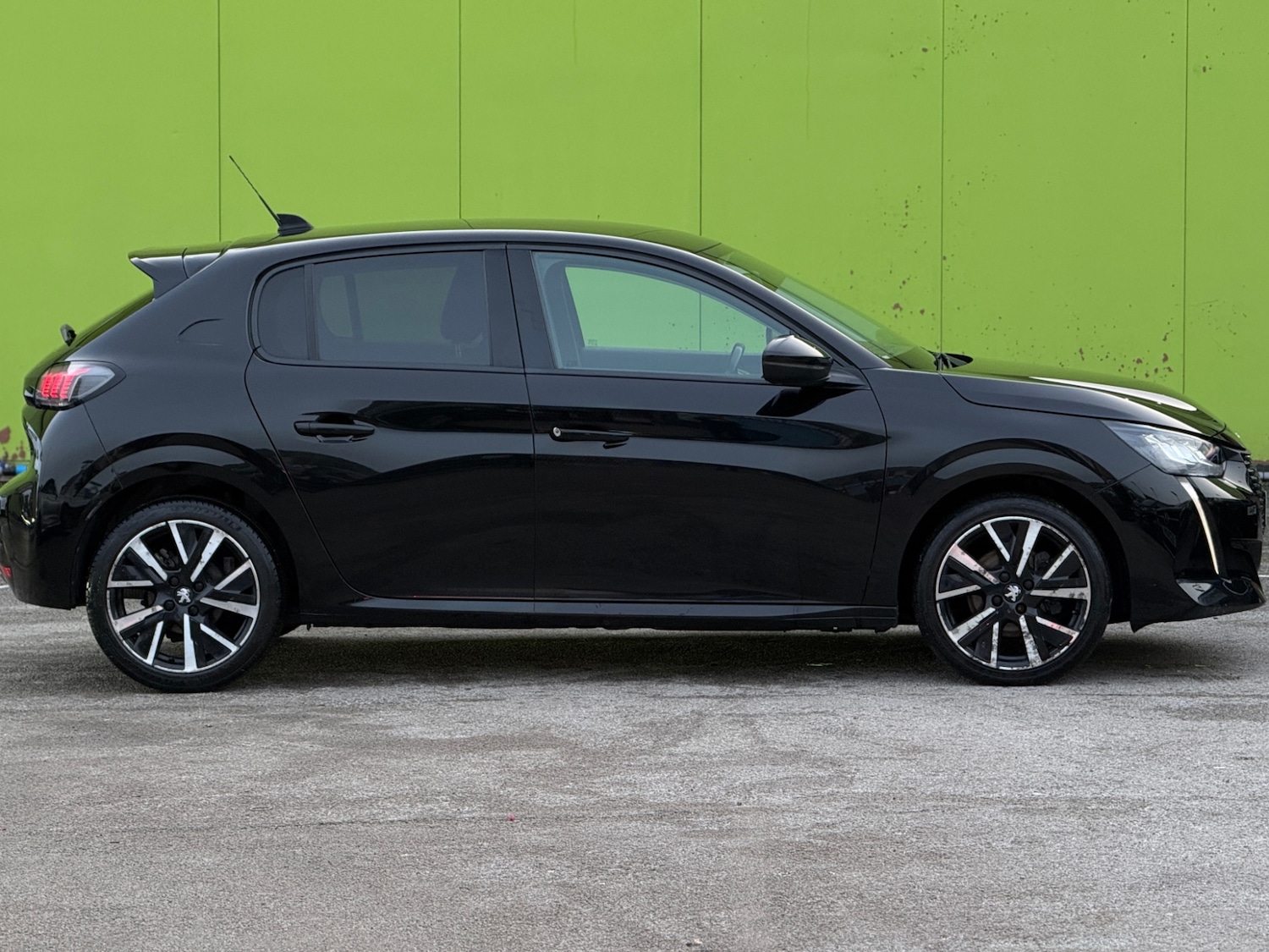 Used Peugeot 208 2020 for sale - 77564320: Photo 6