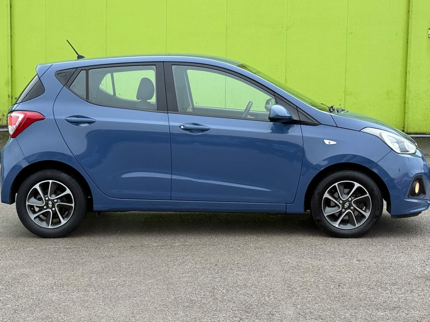 Used Hyundai i10 2016 for sale - 77041037: Photo 4