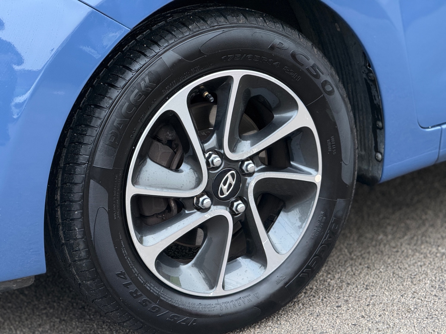 Used Hyundai i10 2016 for sale - 77041037: Photo 9