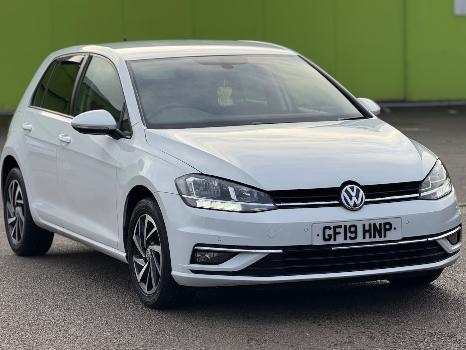 Used Volkswagen Golf 2019 for sale - 76672211: Photo 1