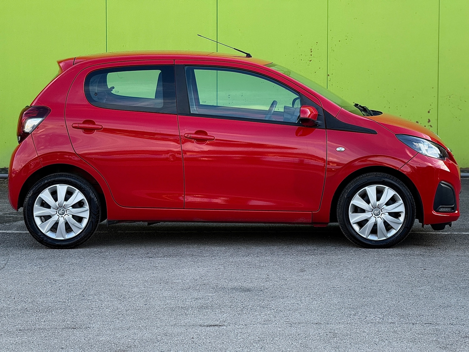 Used Peugeot 108 2017 for sale - 78199024: Photo 7