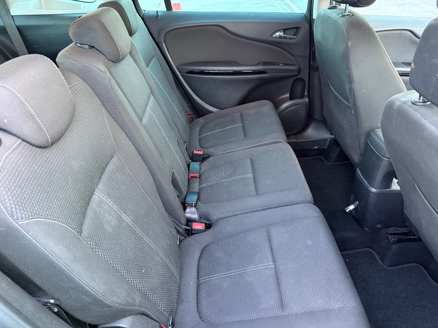 Used Vauxhall Zafira 2015 for sale - 77248329: Photo 11