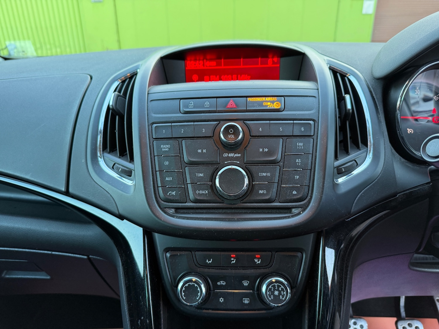 Used Vauxhall Zafira 2015 for sale - 77248329: Photo 19