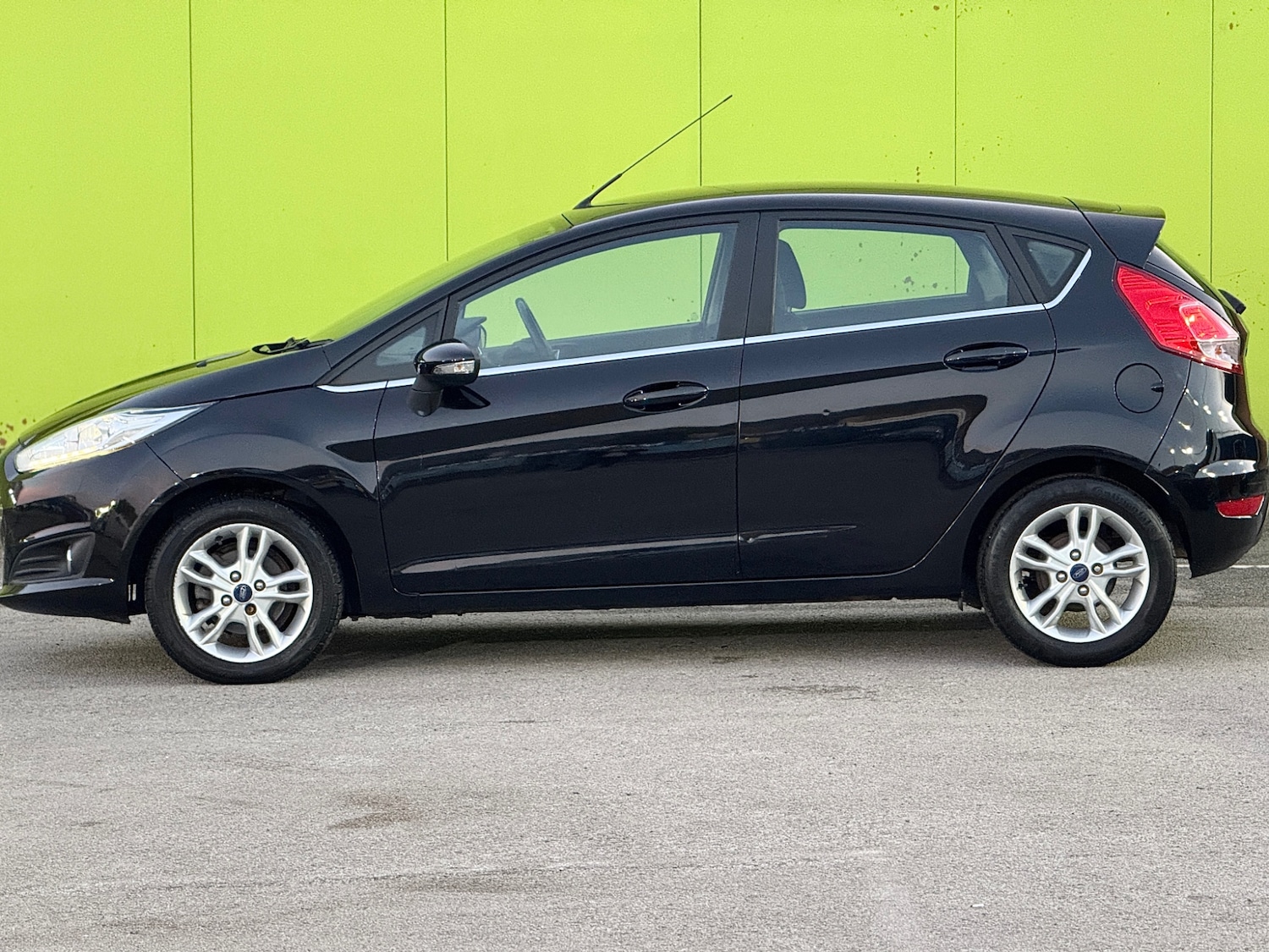 Used Ford Fiesta 2017 for sale - 76428655: Photo 7