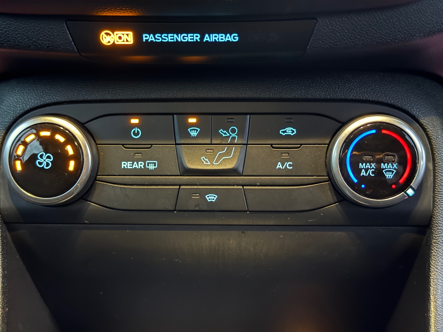 Used Ford Fiesta 2018 for sale - 76672208: Photo 19