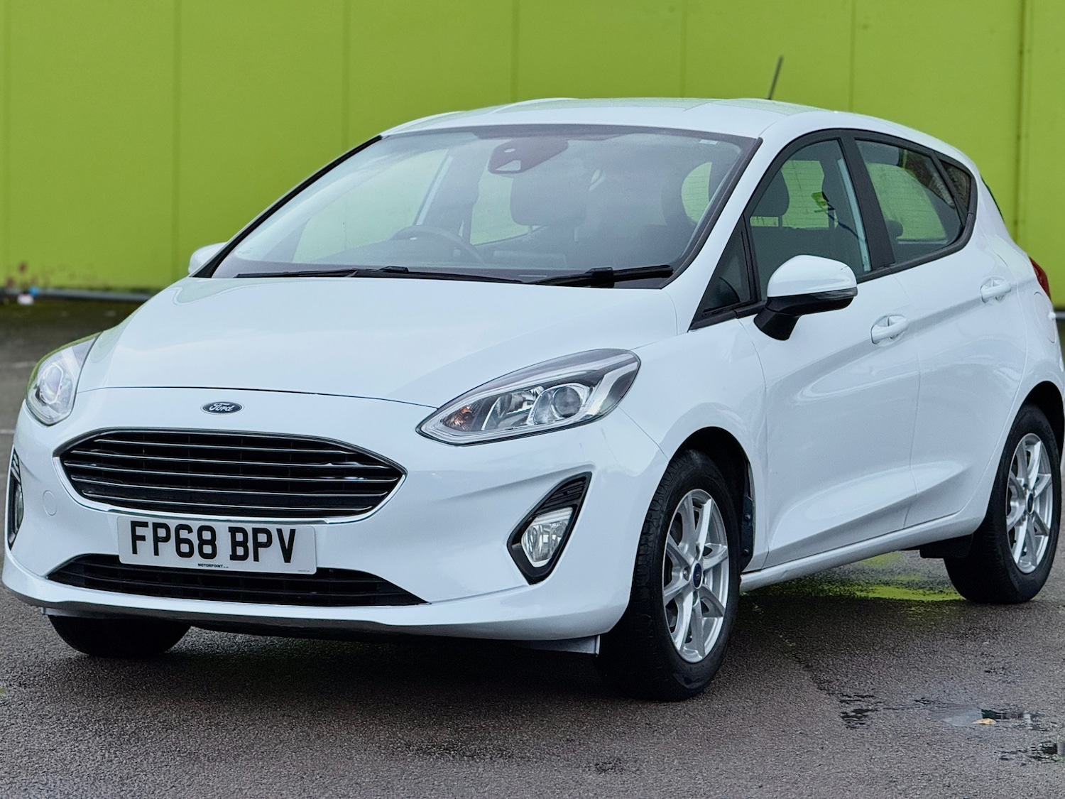 Used Ford Fiesta 2018 for sale - 76672208: Photo 2