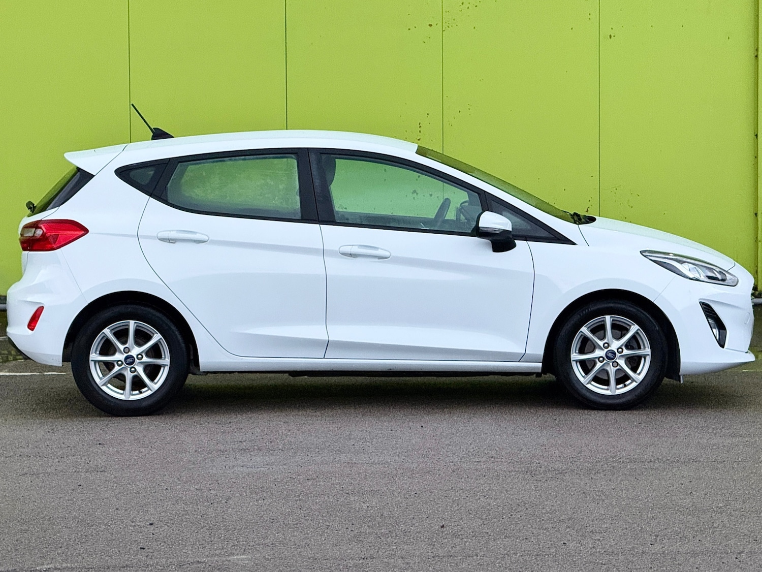 Used Ford Fiesta 2018 for sale - 76672208: Photo 8