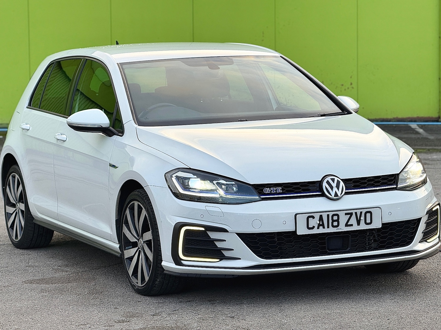 Used Volkswagen Golf 2018 for sale - 76526975: Photo 1