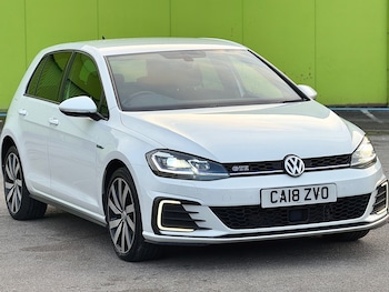 Used Volkswagen Golf 2018 for sale - 76526975: Photo