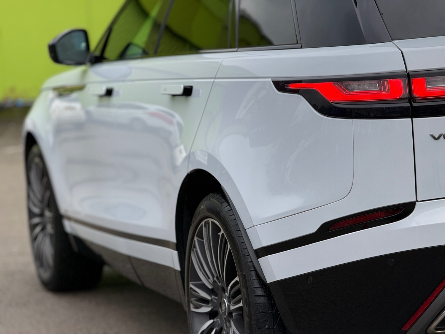 Used Land Rover Range Rover Velar 2017 for sale - 77504382: Photo 14