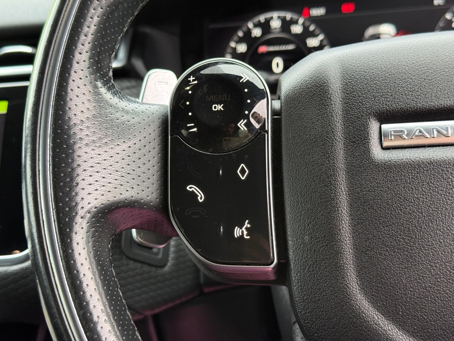 Used Land Rover Range Rover Velar 2017 for sale - 77504382: Photo 33