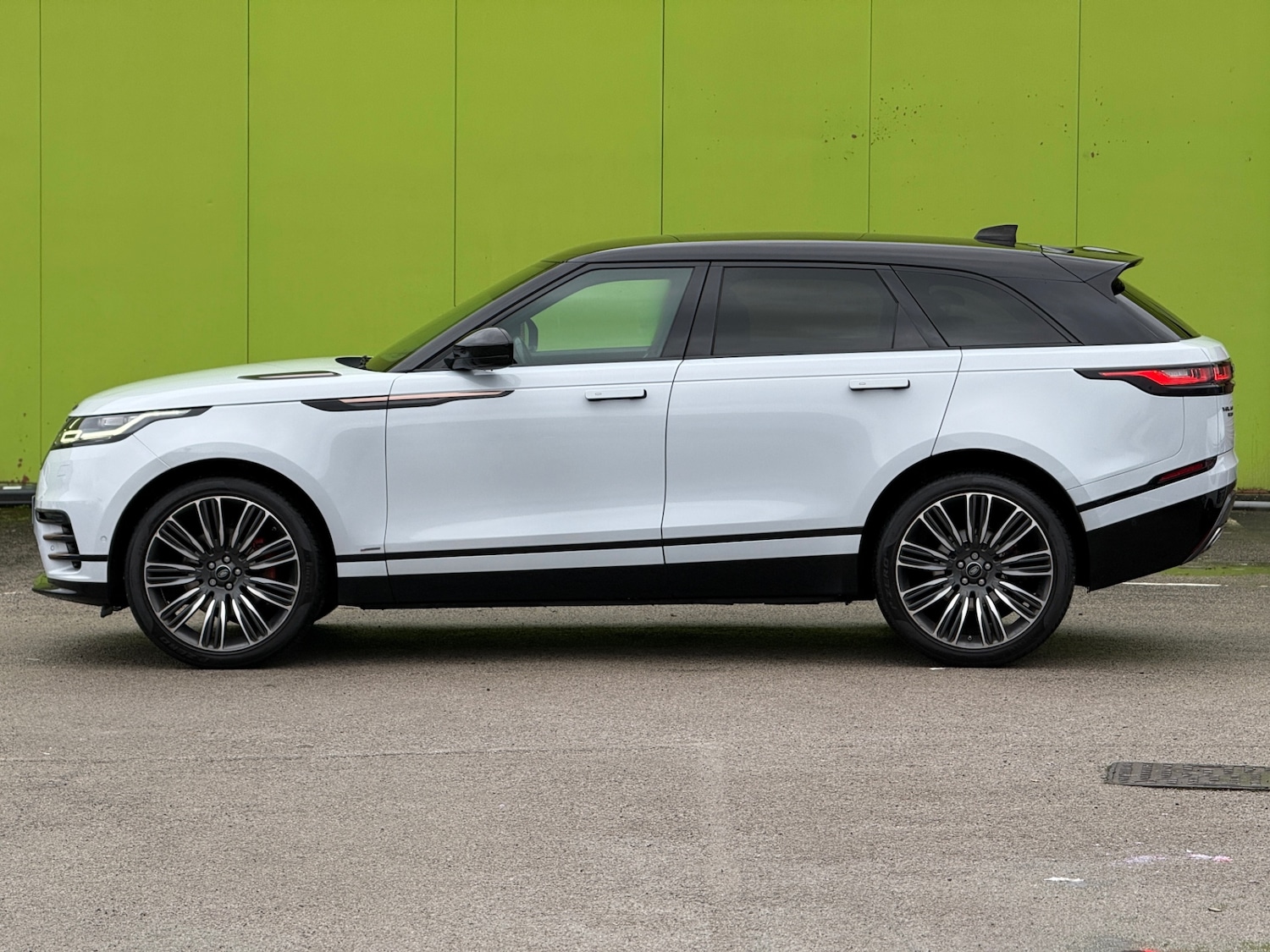 Used Land Rover Range Rover Velar 2017 for sale - 77504382: Photo 7