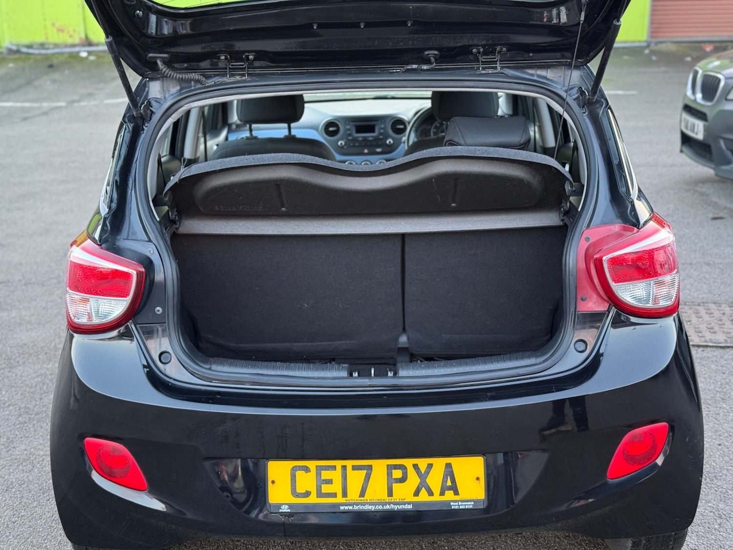 Used Hyundai i10 2017 for sale - 77248318: Photo 11