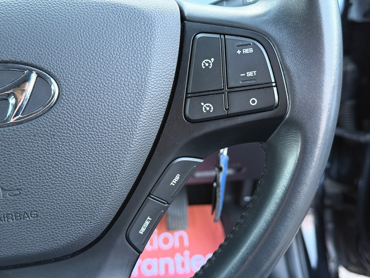 Used Hyundai i10 2017 for sale - 77248318: Photo 25