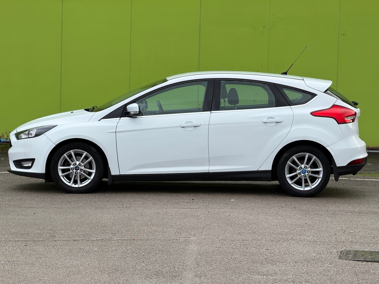 Used Ford Focus 2015 for sale - 77564324: Photo 4