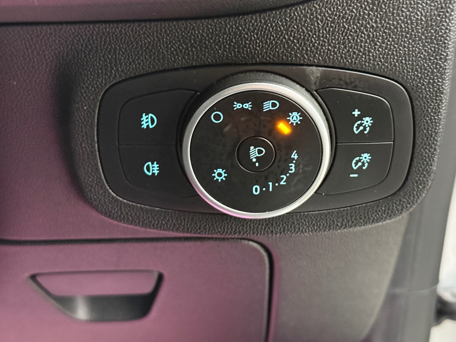 Used Ford Fiesta 2018 for sale - 78036286: Photo 14