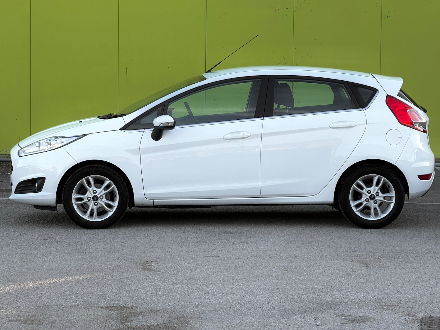 Used Ford Fiesta 2016 for sale - 78148479: Photo 8