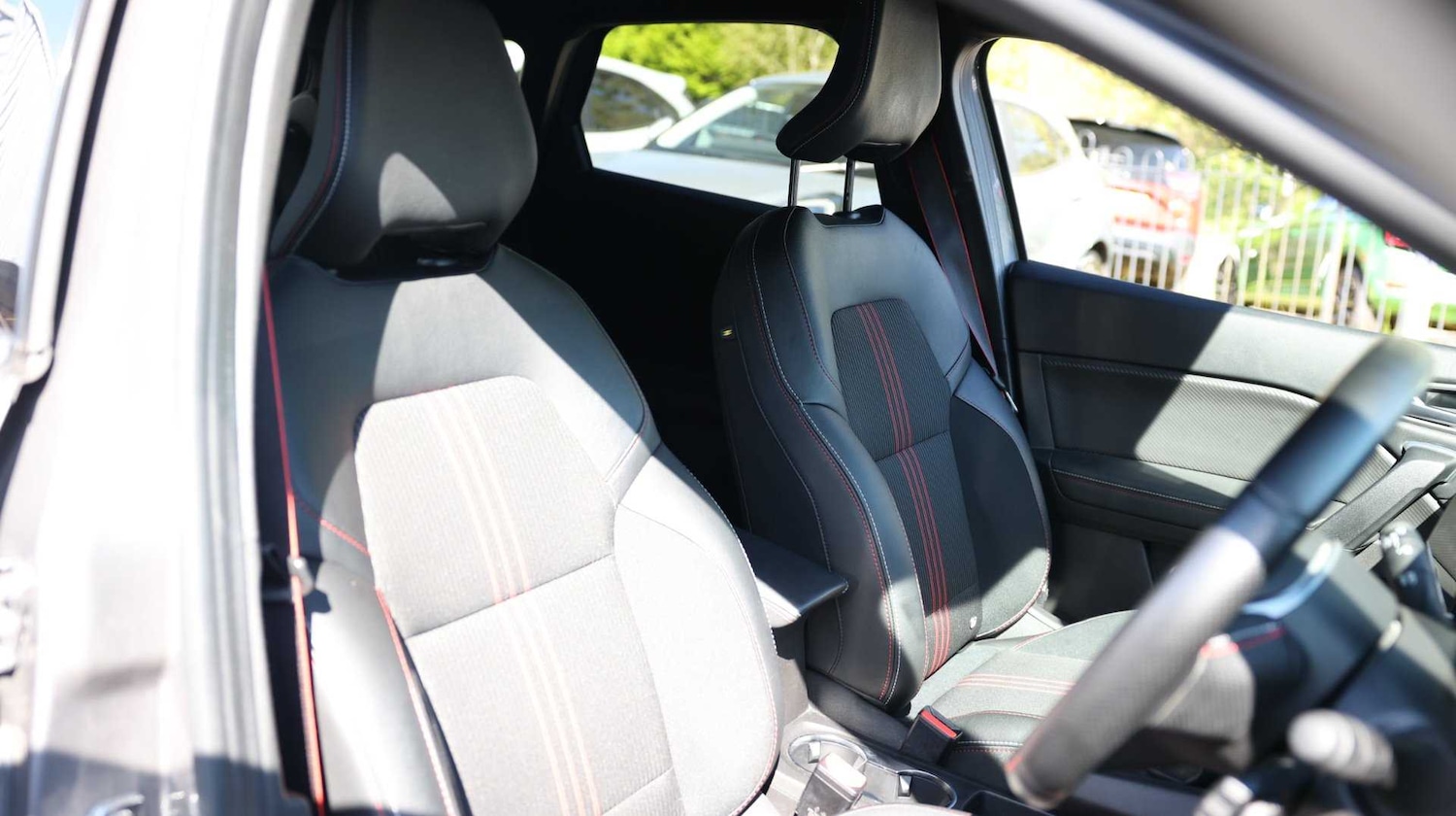 Used Renault Captur 2022 for sale - 76818155: Photo 17