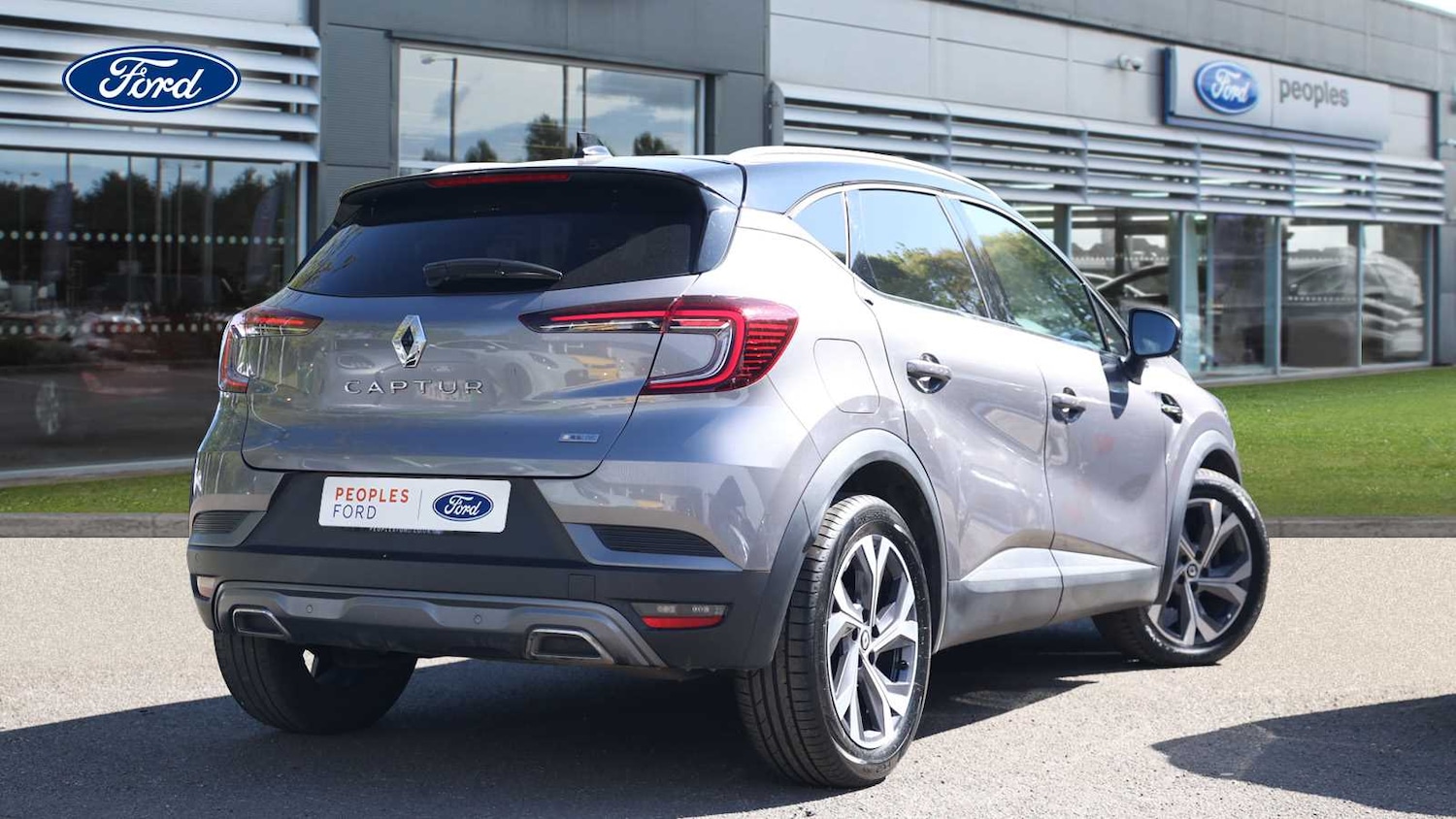 Used Renault Captur 2022 for sale - 76818155: Photo 3