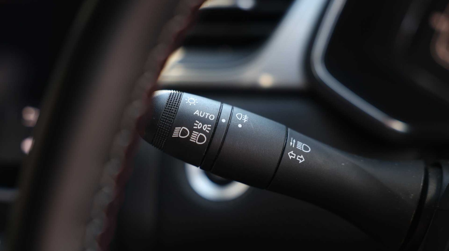 Used Renault Captur 2022 for sale - 76818155: Photo 35