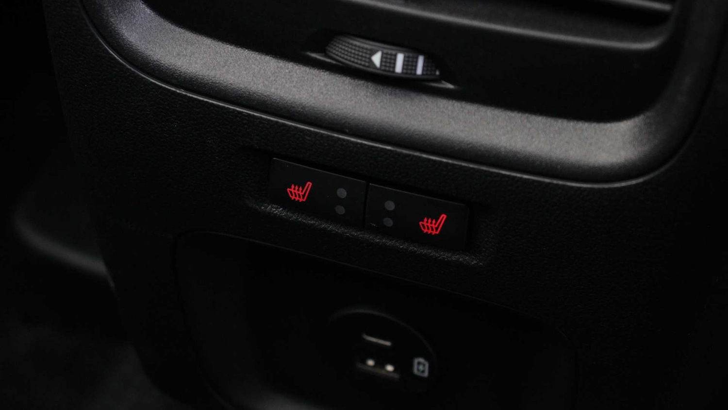 Used Ford Kuga 2024 for sale - 77102615: Photo 16