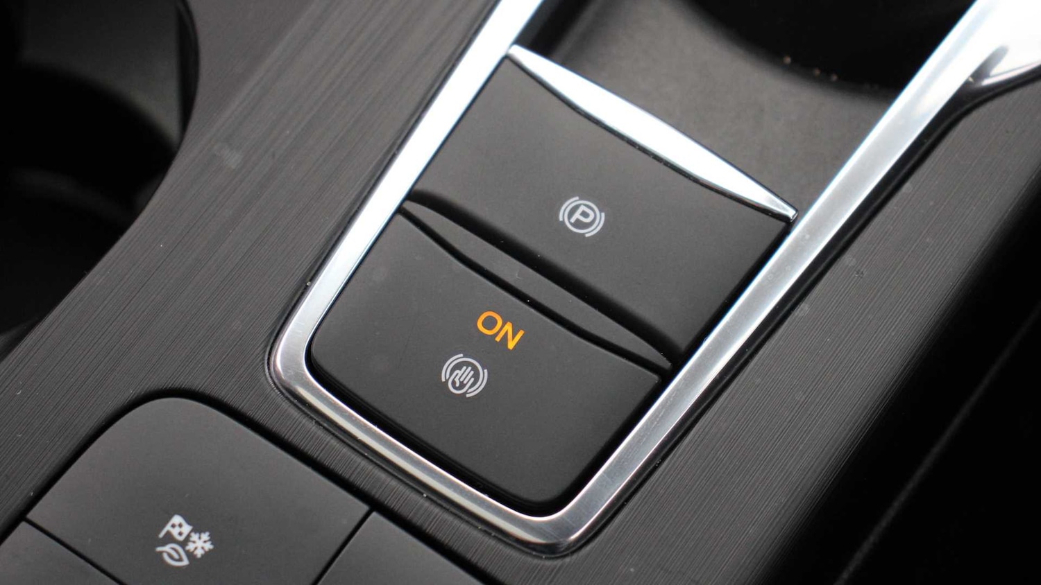 Used Ford Kuga 2024 for sale - 77102615: Photo 30