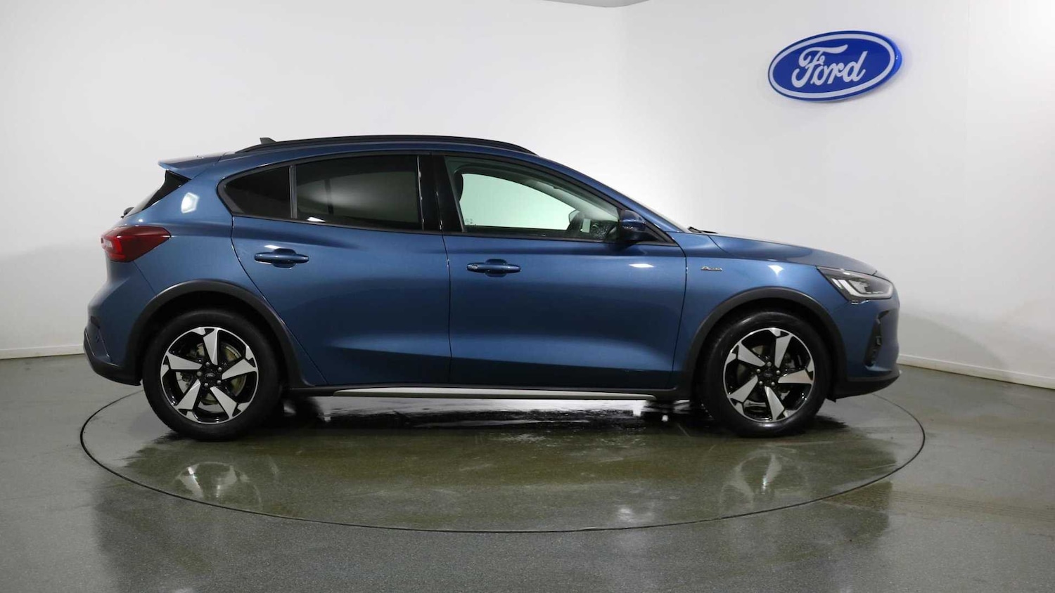 Used Ford Focus 2022 for sale - 76818180: Photo 9