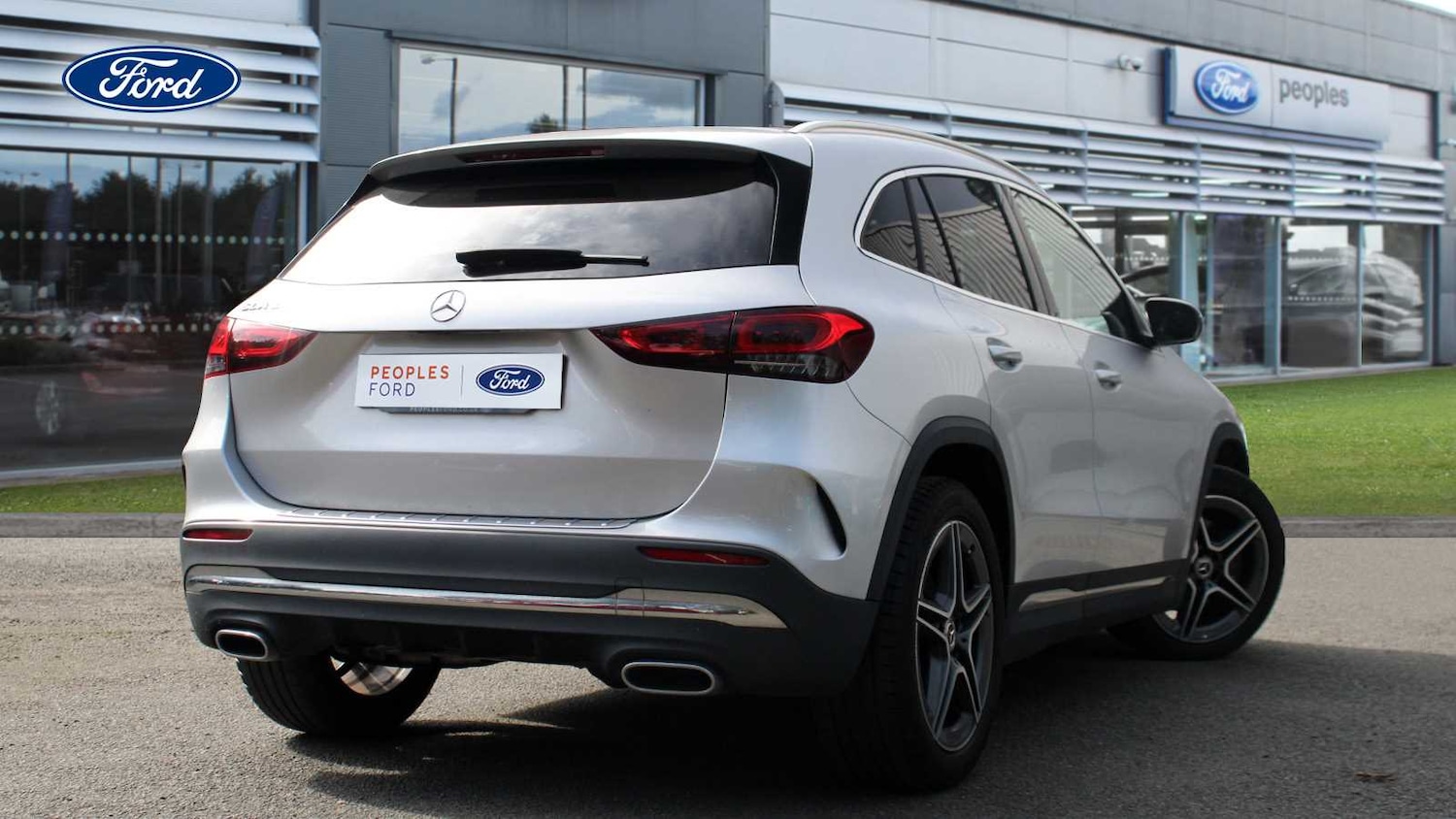 Used Mercedes-Benz GLA 2020 for sale - 76818181: Photo 4