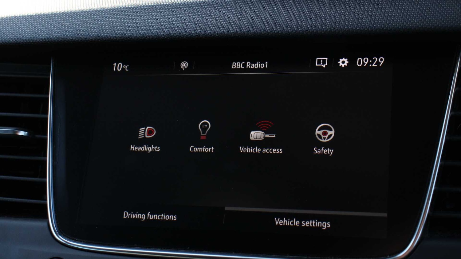 Used Vauxhall Crossland 2022 for sale - 76818164: Photo 25