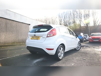 Used Ford Fiesta 2017 for sale - 77300524: Photo