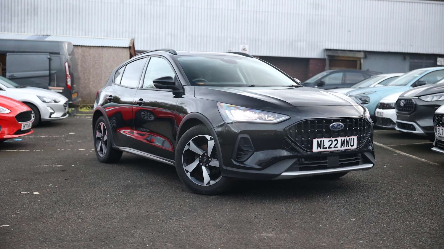 Used Ford Focus 2022 for sale - 76914909: Photo 2