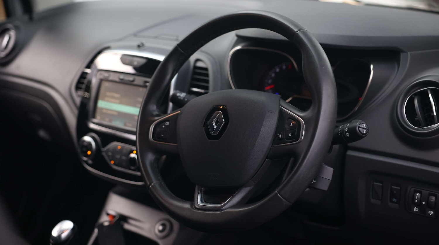 Used Renault Captur 2018 for sale - 76999504: Photo 20