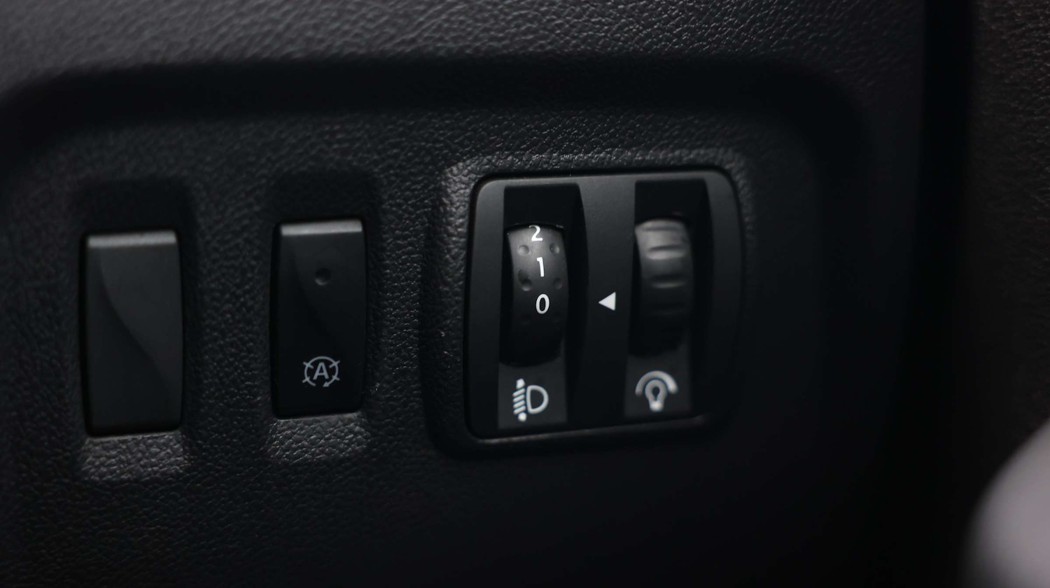 Used Renault Captur 2018 for sale - 76999504: Photo 38